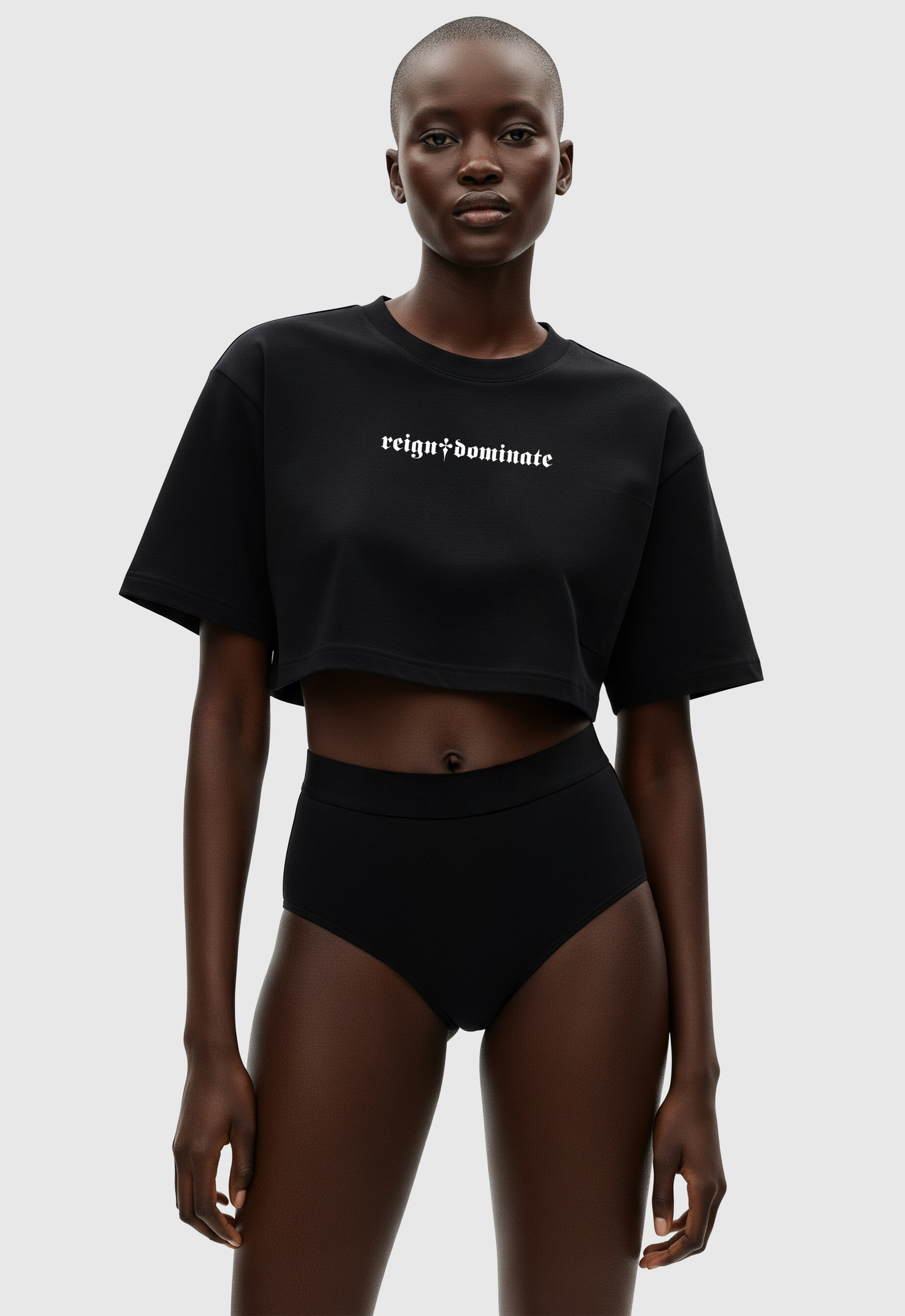 𝖗𝖊𝖎𝖌𝖓♰𝖉𝖔𝖒𝖎𝖓𝖆𝖙𝖊 - LOGO CROPPED TSHIRT